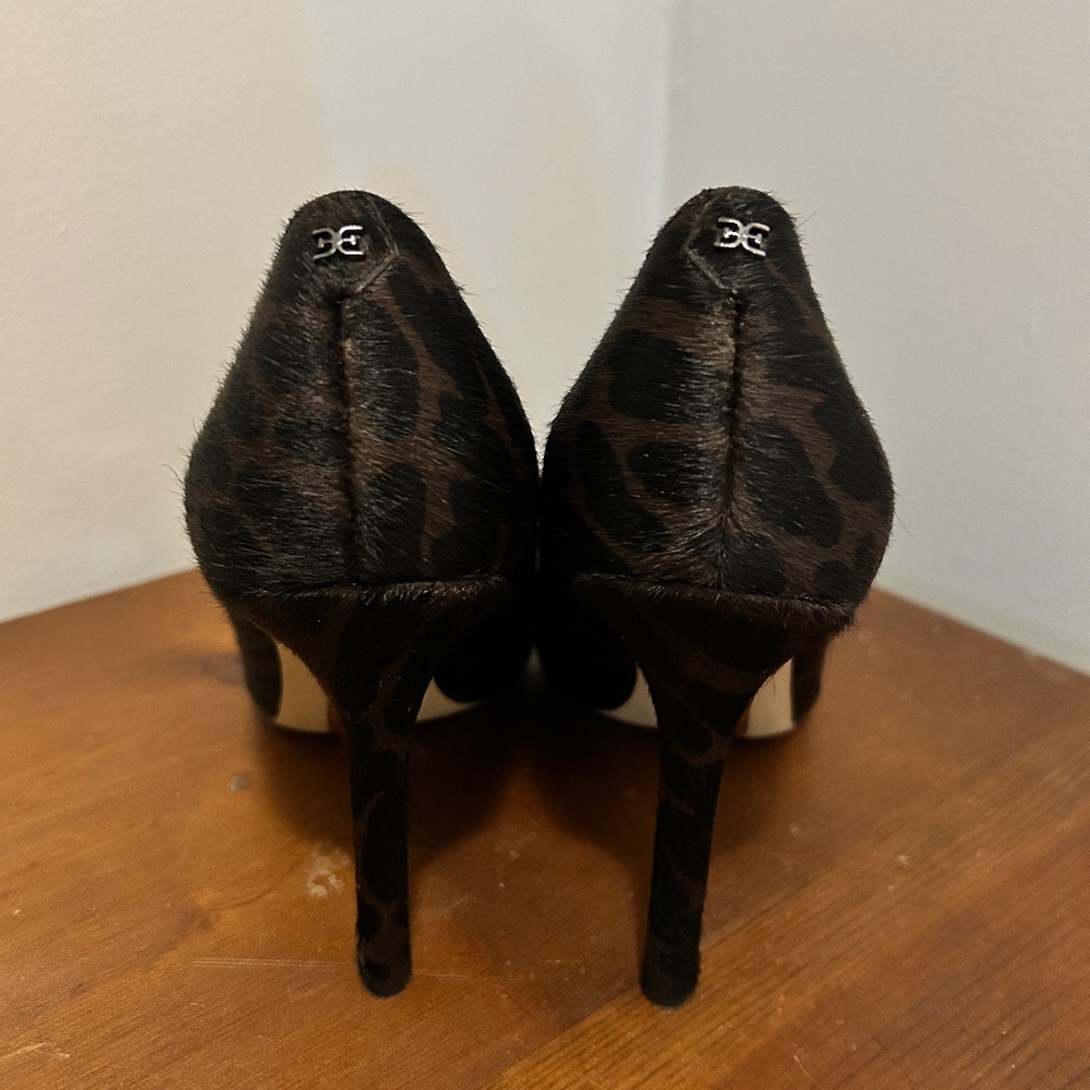 Jessica Simpson Leopard Calf Hair Heels Size 7 Pointed Toe Stiletto - Picture 4 of 5